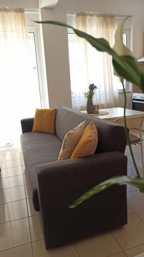 Cozy Flat Close To The Airport/Port And Center Nea Alikarnassos ภายนอก รูปภาพ