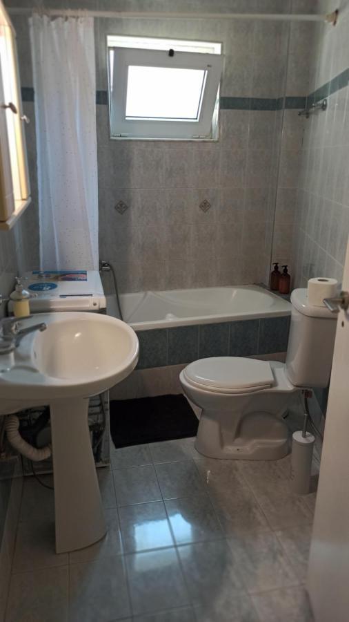 Cozy Flat Close To The Airport/Port And Center Nea Alikarnassos ภายนอก รูปภาพ